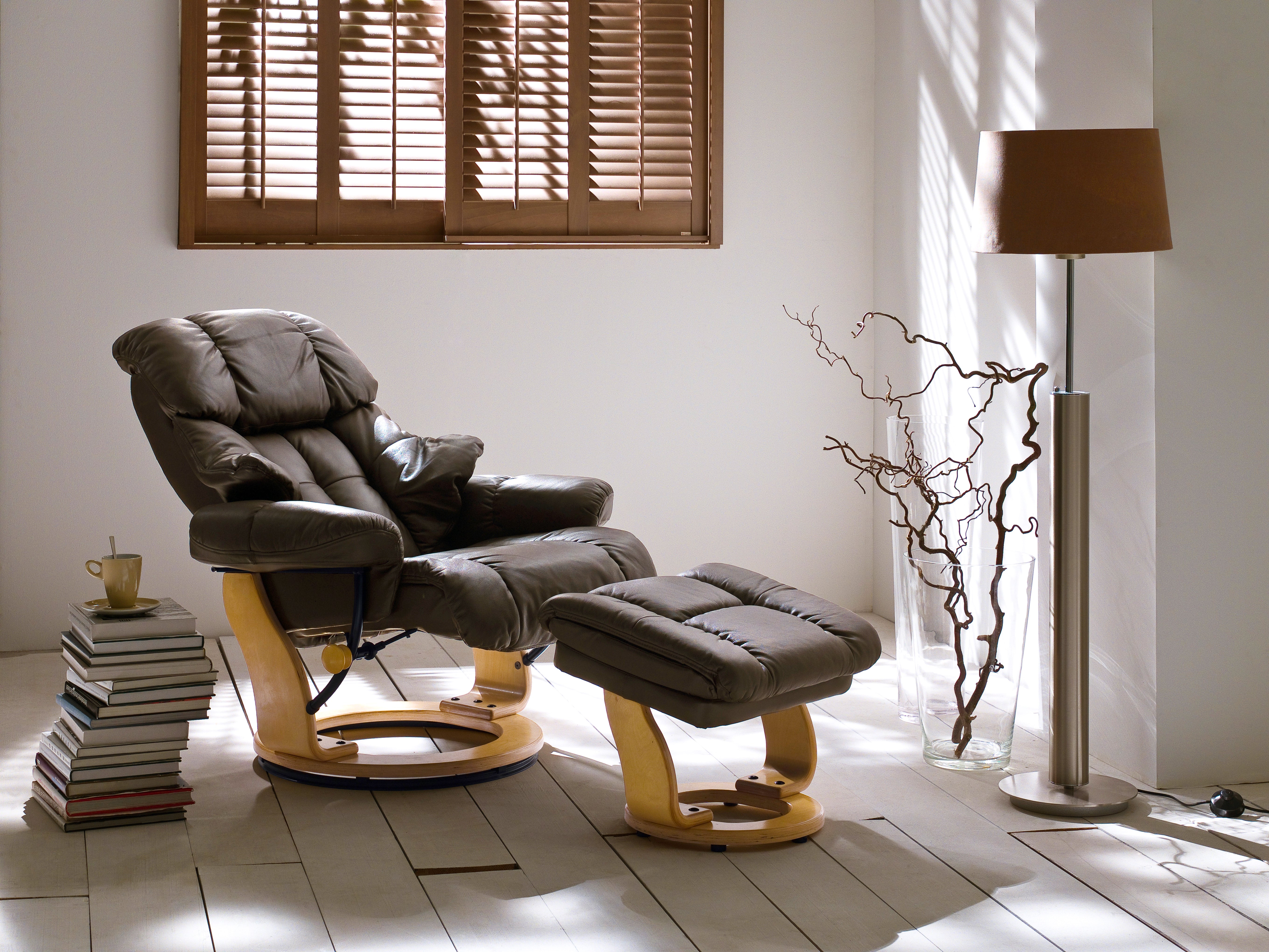 CALGARY Relaxer inkl. Hocker