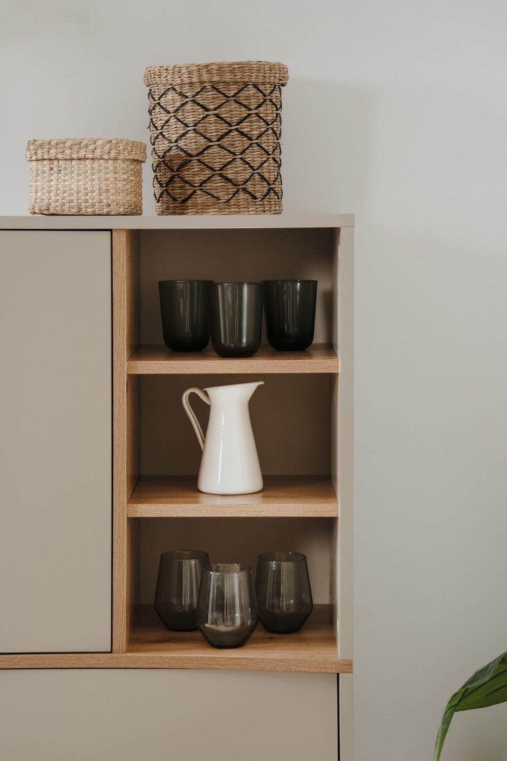 Sinop Highboard